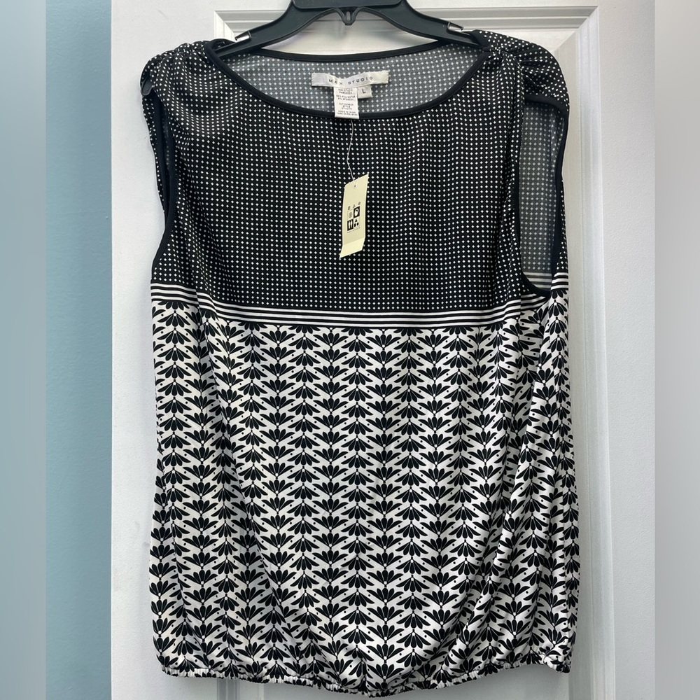 Max Studio Sleeveless Blouse